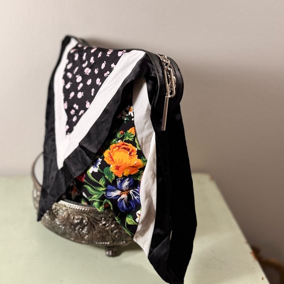 3.1 Phillip Lim Scarf Clutch - Picture 10 of 13